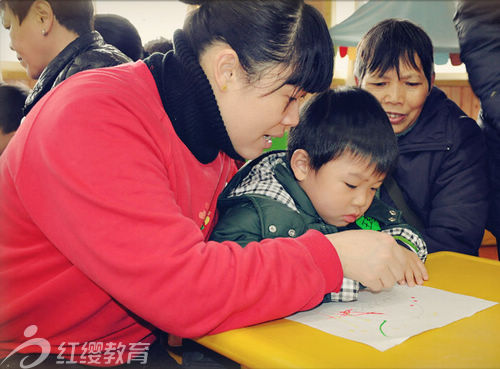 重慶巴南紅纓江南水鄉(xiāng)幼兒園新生體驗活動